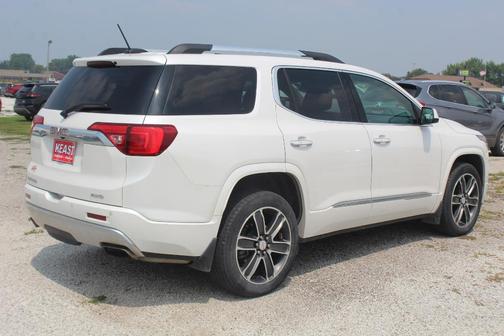2018 GMC Acadia Denali