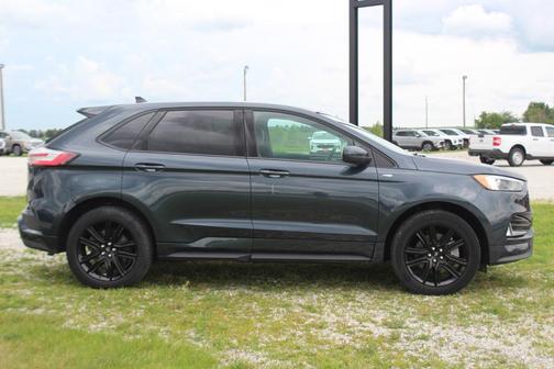 Stone Blue Metallic 2024 Ford Edge ST-Line