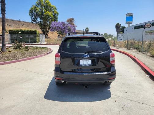 Crystal Black Silica 2015 Subaru Forester 2.0XT Touring