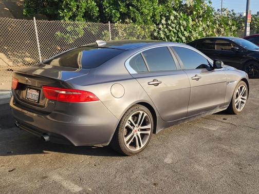 2017 Jaguar XE 35t Premium