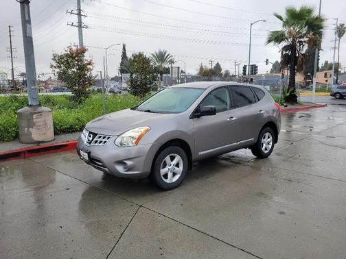 2012 Nissan Rogue S