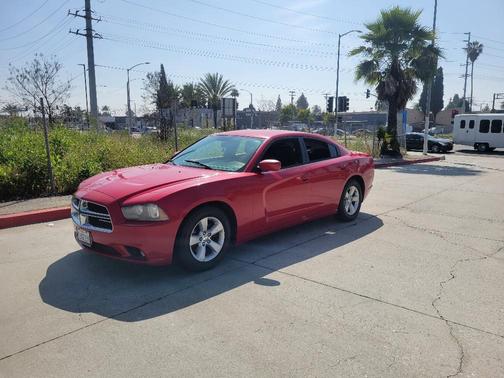 Redline 3 Coat Pearl 2013 Dodge Charger SXT