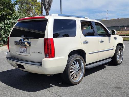 2010 Cadillac Escalade Base
