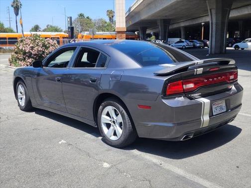 2013 Dodge Charger SE