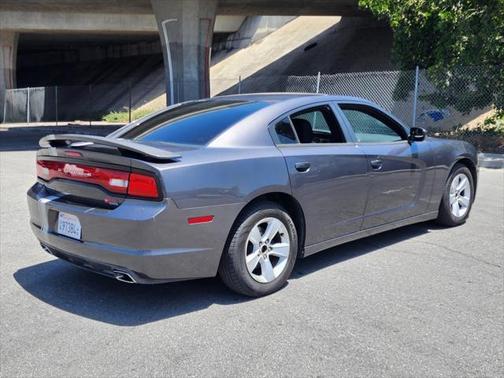 2013 Dodge Charger SE