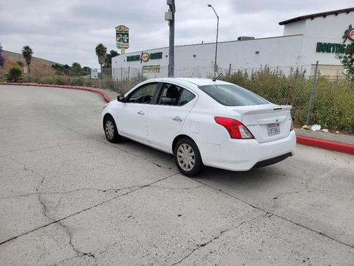 Fresh Powder 2017 Nissan Versa 1.6 SV