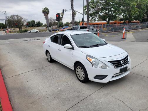 Fresh Powder 2017 Nissan Versa 1.6 SV