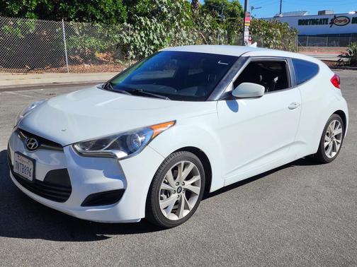 2016 Hyundai Veloster Base