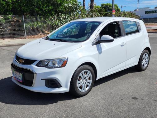 2017 Chevrolet Sonic LT