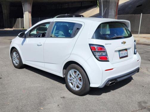 2017 Chevrolet Sonic LT