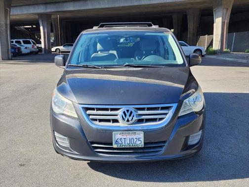 2011 Volkswagen Routan SEL