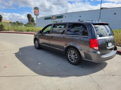 2015 Dodge Grand Caravan SXT