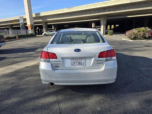 2011 Subaru Legacy Base
