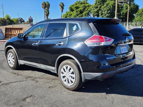 2015 Nissan Rogue S