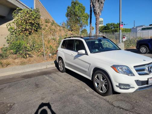 White 2015 Mercedes-Benz GLK-Class GLK 350