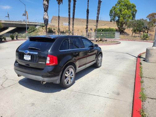 Tuxedo Black Metallic 2011 Ford Edge Limited