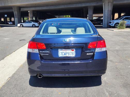 2013 Subaru Legacy Premium