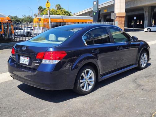 2013 Subaru Legacy Premium