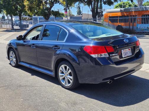 2013 Subaru Legacy Premium