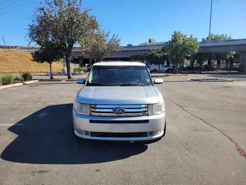 Titanium Silver Metallic 2010 Ford Flex SEL