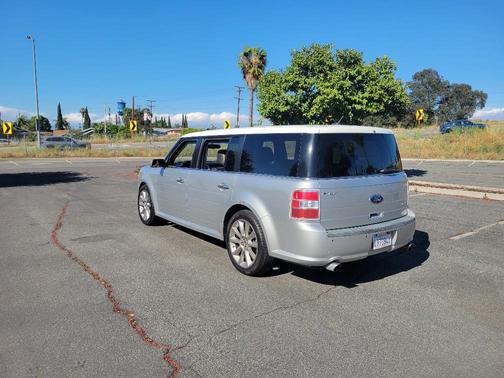 Titanium Silver Metallic 2010 Ford Flex SEL