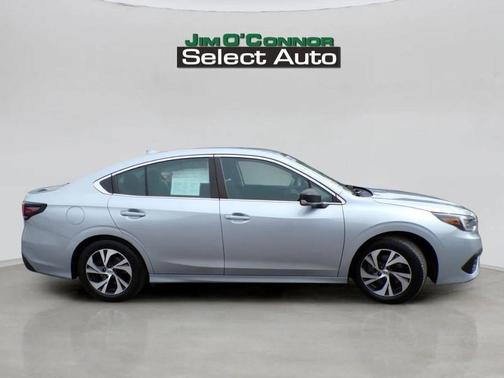 2022 Subaru Legacy Base