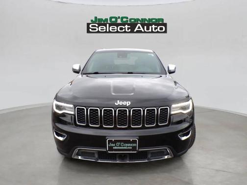 Diamond Black Crystal Pearlcoat 2017 Jeep Grand Cherokee Limited