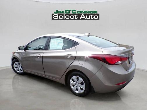 Desert Bronze 2016 Hyundai ELANTRA SE