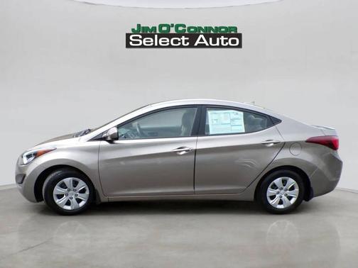 Desert Bronze 2016 Hyundai ELANTRA SE
