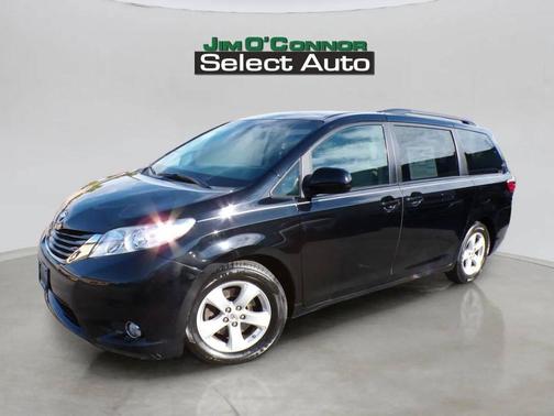 2015 Toyota Sienna LE
