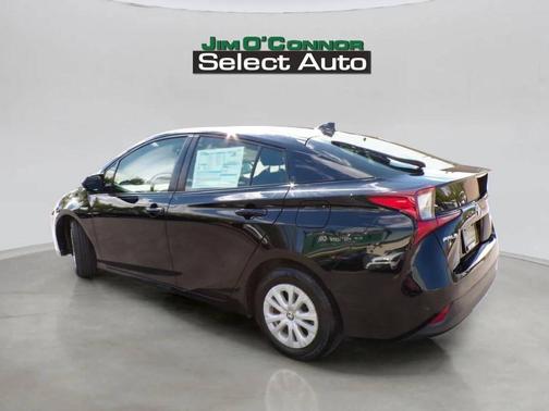 Midnight Black Metallic 2019 Toyota Prius L