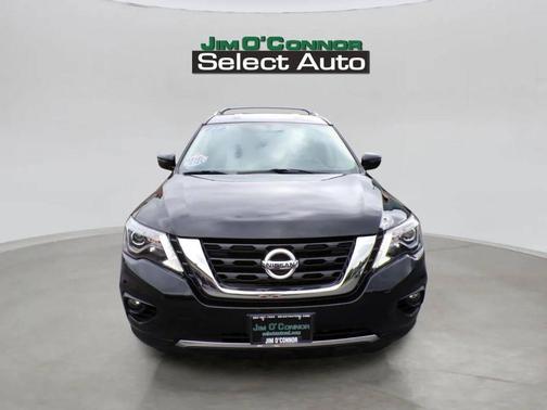 2017 Nissan Pathfinder SV