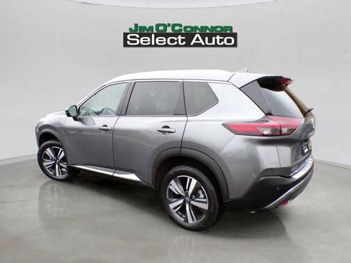 2022 Nissan Rogue SL