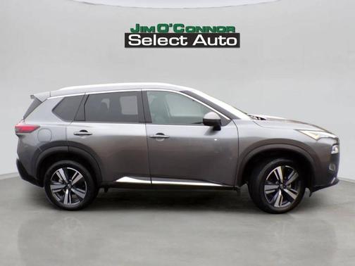 2022 Nissan Rogue SL