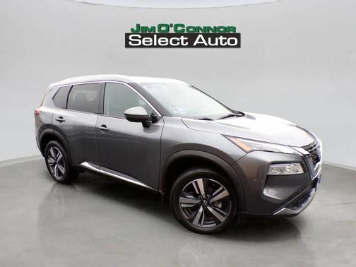 2022 Nissan Rogue SL