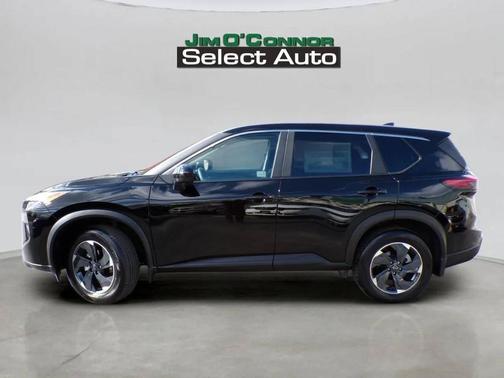 Super Black 2025 Nissan Rogue SV
