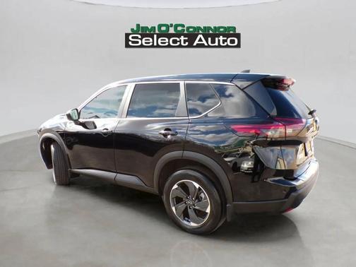 Super Black 2025 Nissan Rogue SV