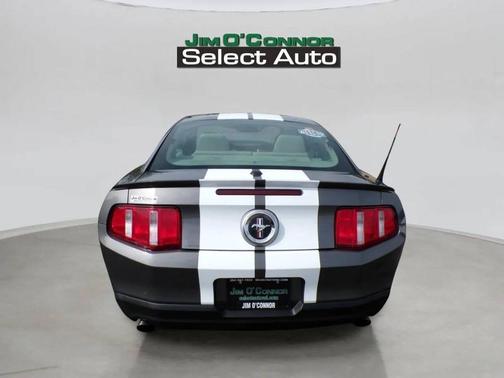 2011 Ford Mustang V6 Premium