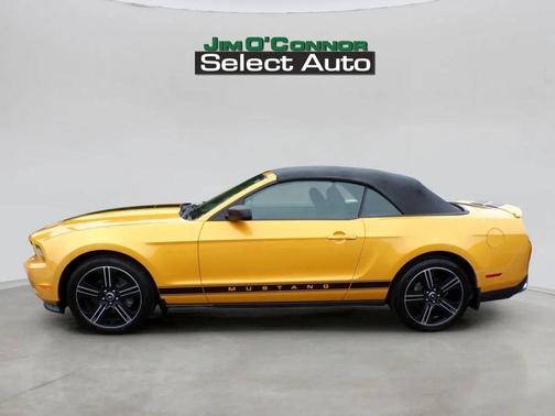 Yellow Blaze Metallic Tri-coat 2012 Ford Mustang V6