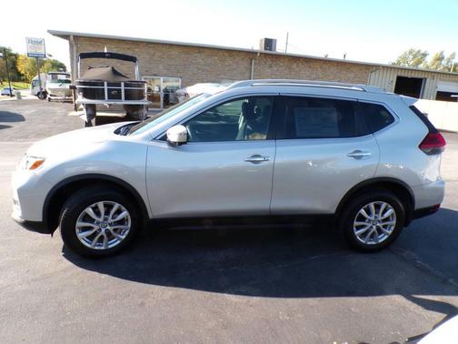Brilliant Silver 2017 Nissan Rogue SV