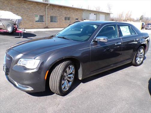 2016 Chrysler 300 S