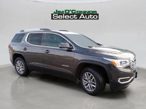 2017 GMC Acadia SLE-2