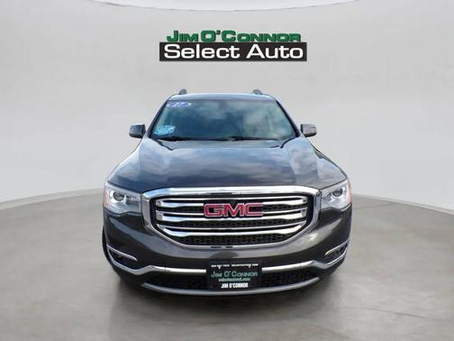 2017 GMC Acadia SLE-2