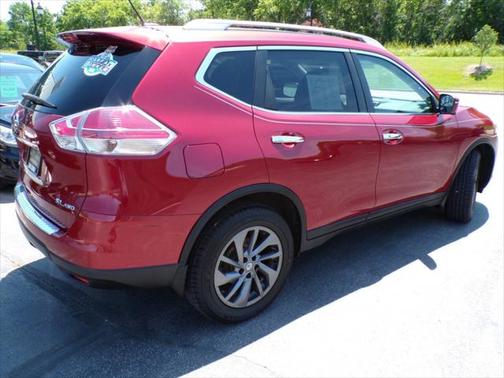 2016 Nissan Rogue SL