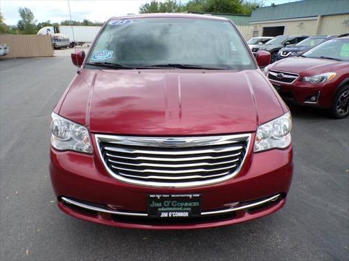 2013 Chrysler Town & Country Touring