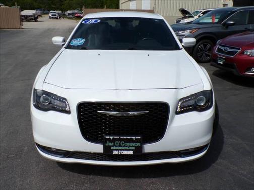 2018 Chrysler 300 S