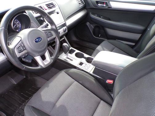 Ice Silver Metallic 2015 Subaru Outback 2.5i Premium