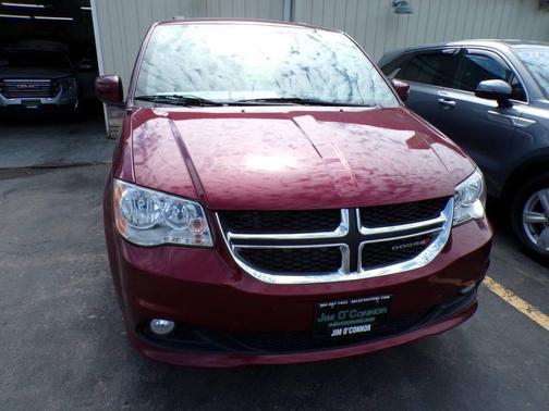 MAROON 2019 Dodge Grand Caravan SXT