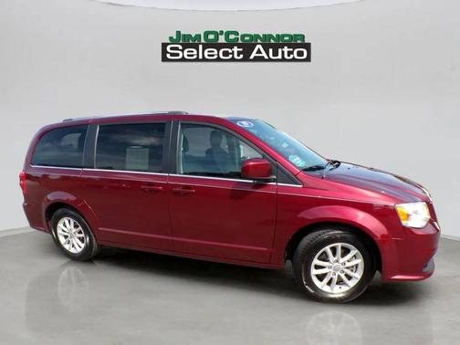 MAROON 2019 Dodge Grand Caravan SXT