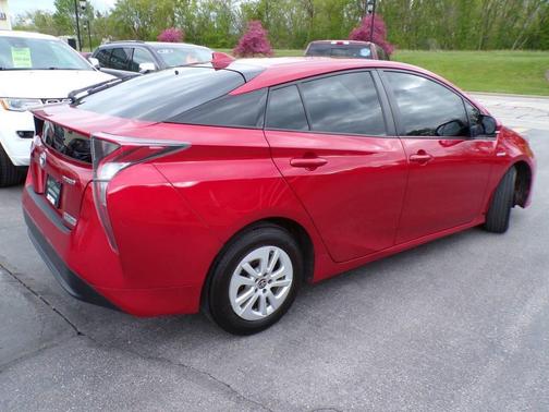 Hypersonic Red 2016 Toyota Prius Two